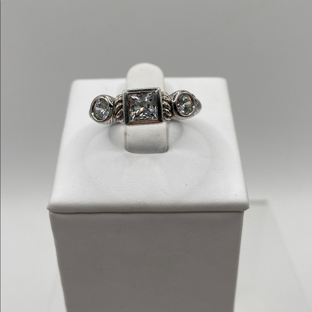 Vintage Judith Ripka Sterling Silver 925 3 Stone Simulated Diamond Ring 7